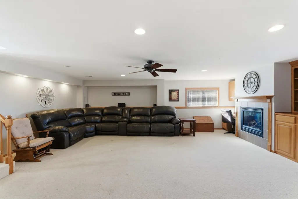 807 N Linden Lane Derby KS 67037