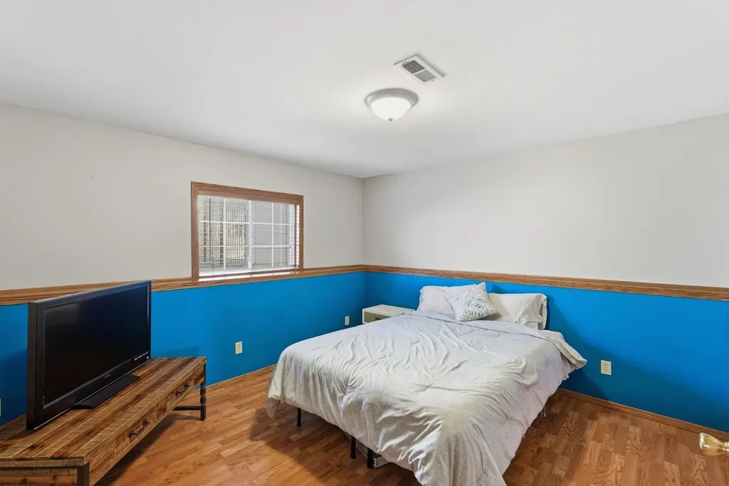 807 N Linden Lane Derby KS 67037