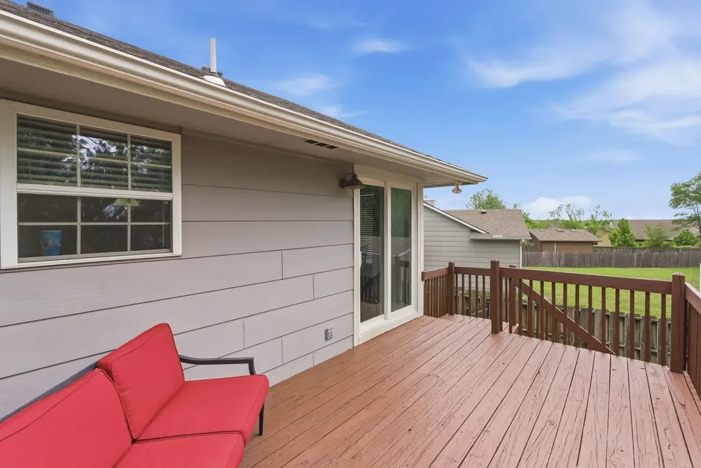 807 N Linden Lane Derby KS 67037