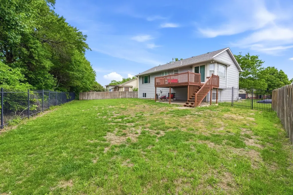 807 N Linden Lane Derby KS 67037
