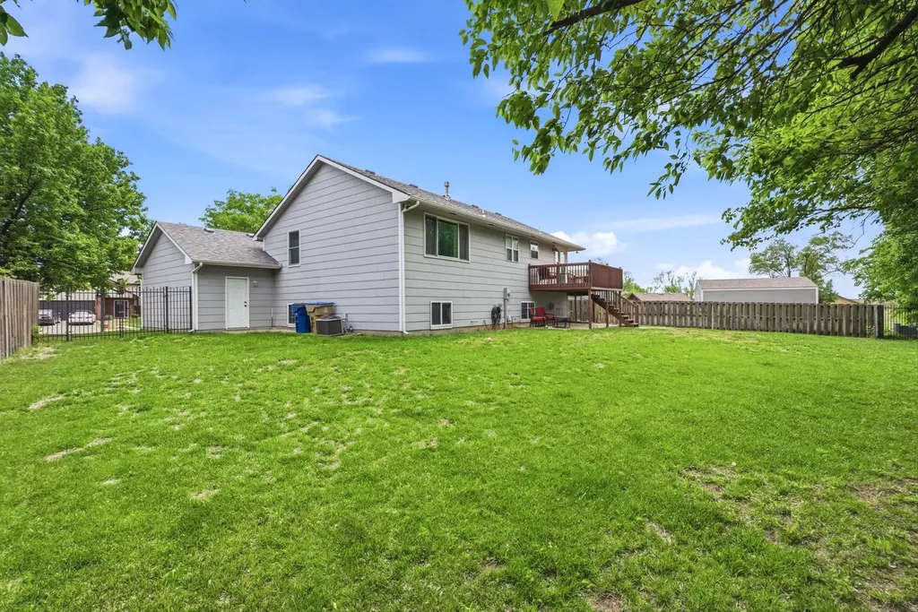 807 N Linden Lane Derby KS 67037