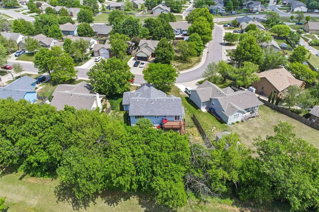 807 N Linden Lane Derby KS 67037