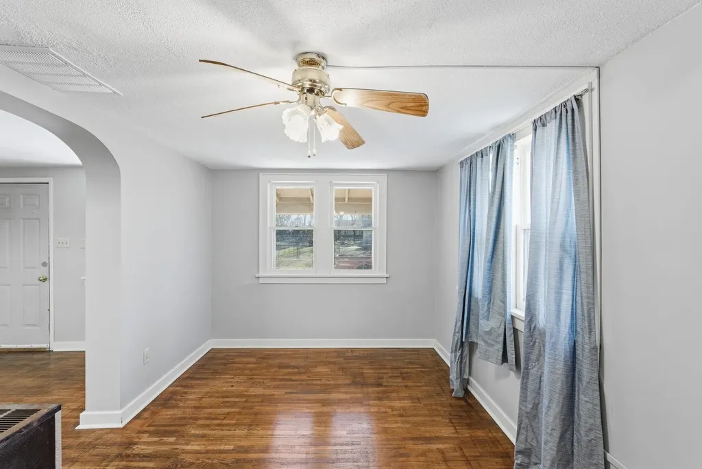 2918 W 10th Street N Wichita KS 67203