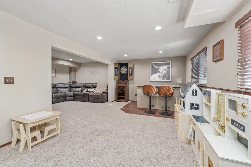 2641 E Spring Hill Court Goddard KS 67052