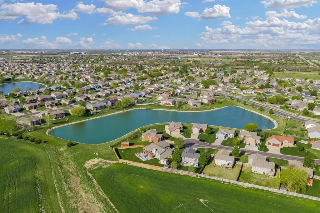 2641 E Spring Hill Court Goddard KS 67052