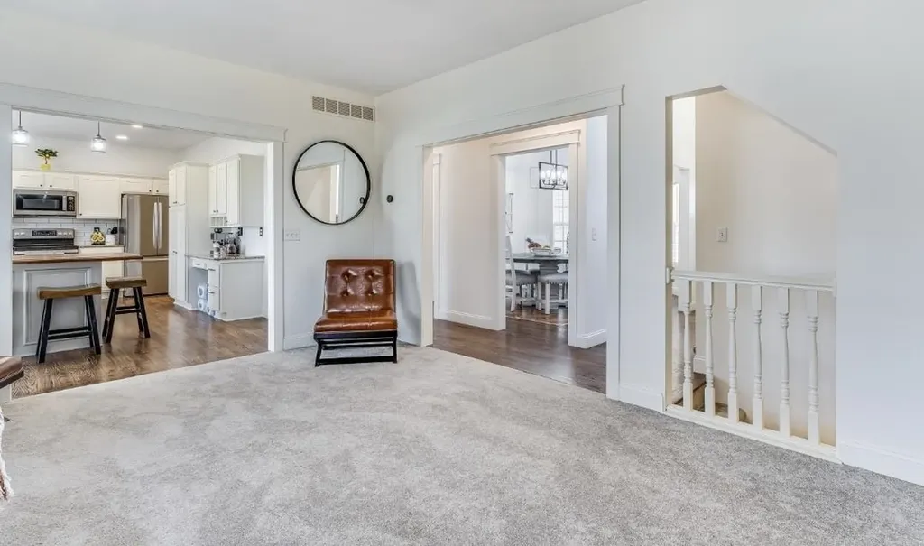 823 S Surrey Lane Maize KS 67101