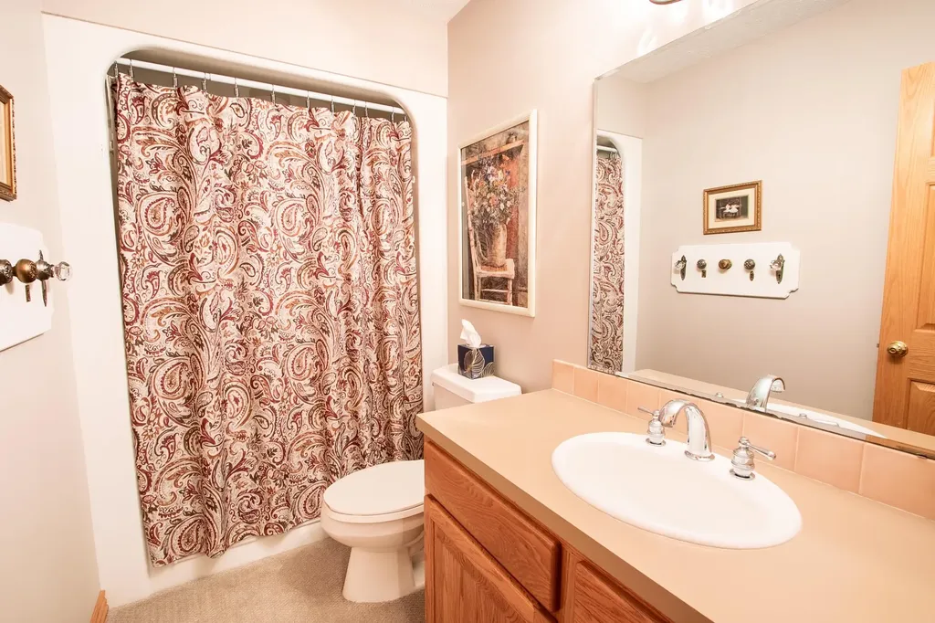 514 W 12th Street Newton KS 67114