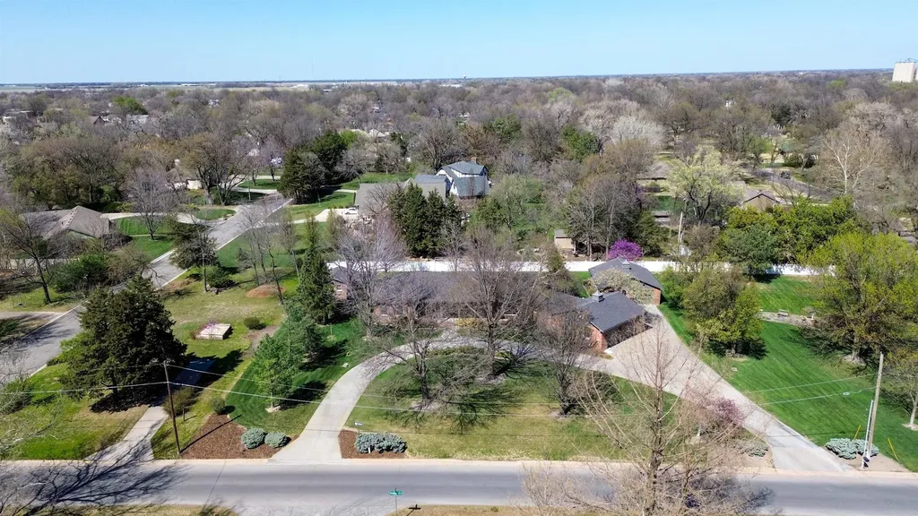 514 W 12th Street Newton KS 67114