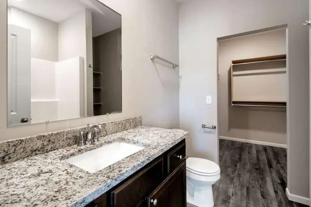 1321 N Azena Street Andover KS 67002