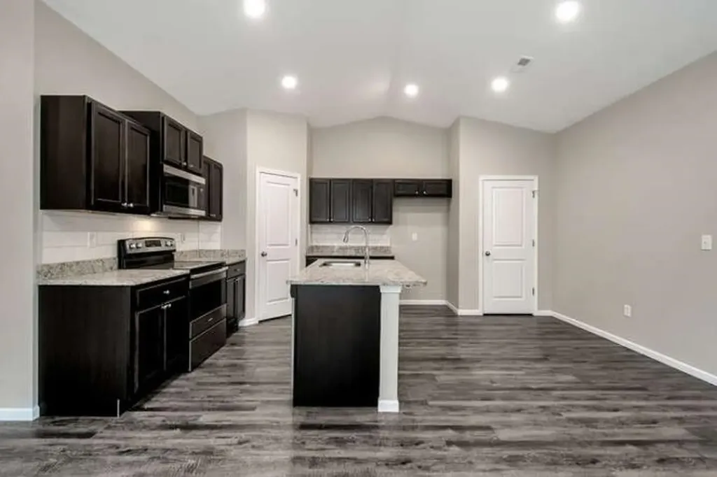 1321 N Azena Street Andover KS 67002