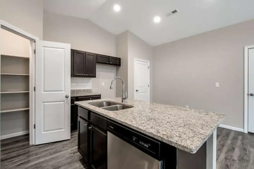 1321 N Azena Street Andover KS 67002