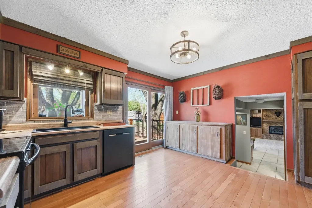 1 Valley View Drive Goddard KS 67052