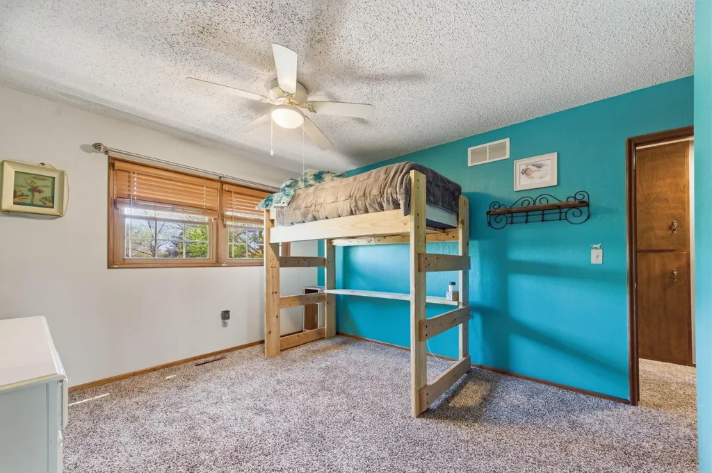 1 Valley View Drive Goddard KS 67052