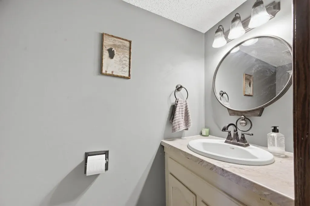1 Valley View Drive Goddard KS 67052