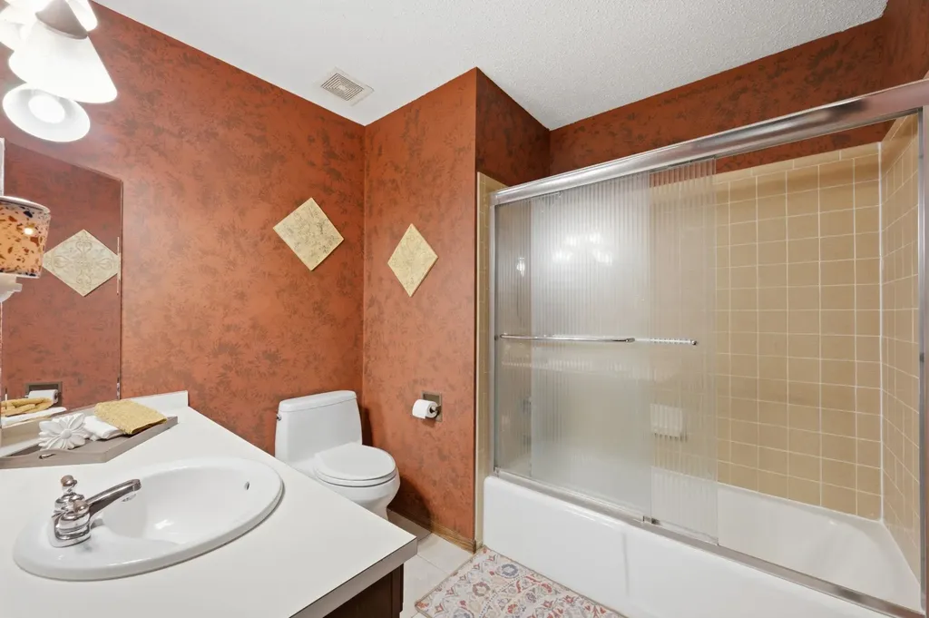 1 Valley View Drive Goddard KS 67052