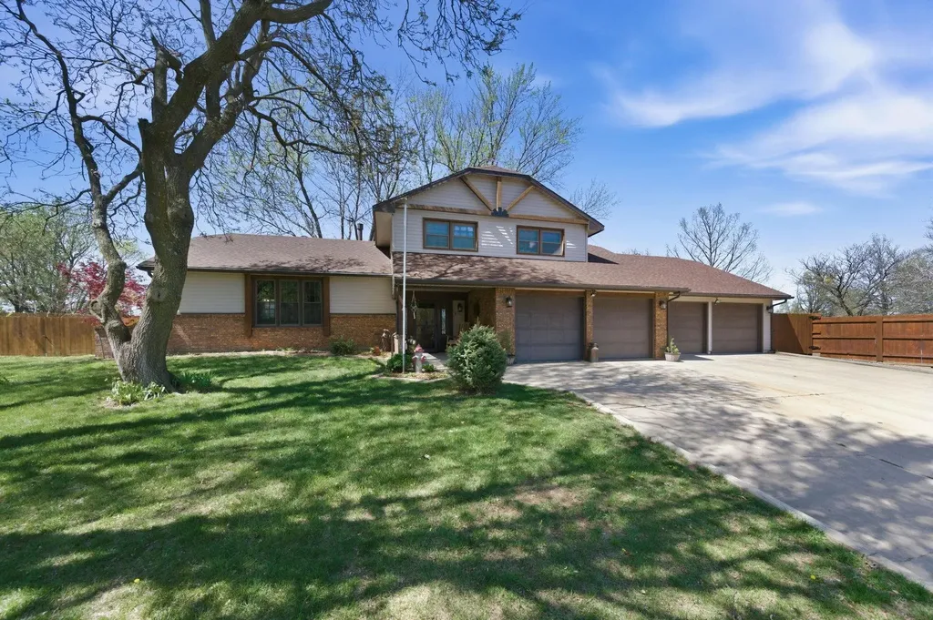 1 Valley View Drive Goddard KS 67052