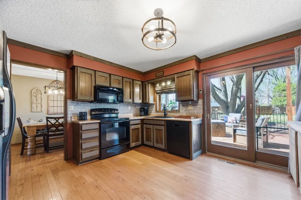 1 Valley View Drive Goddard KS 67052