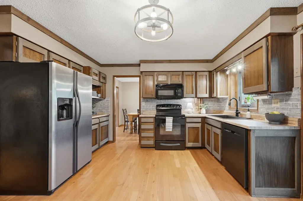 1 Valley View Drive Goddard KS 67052