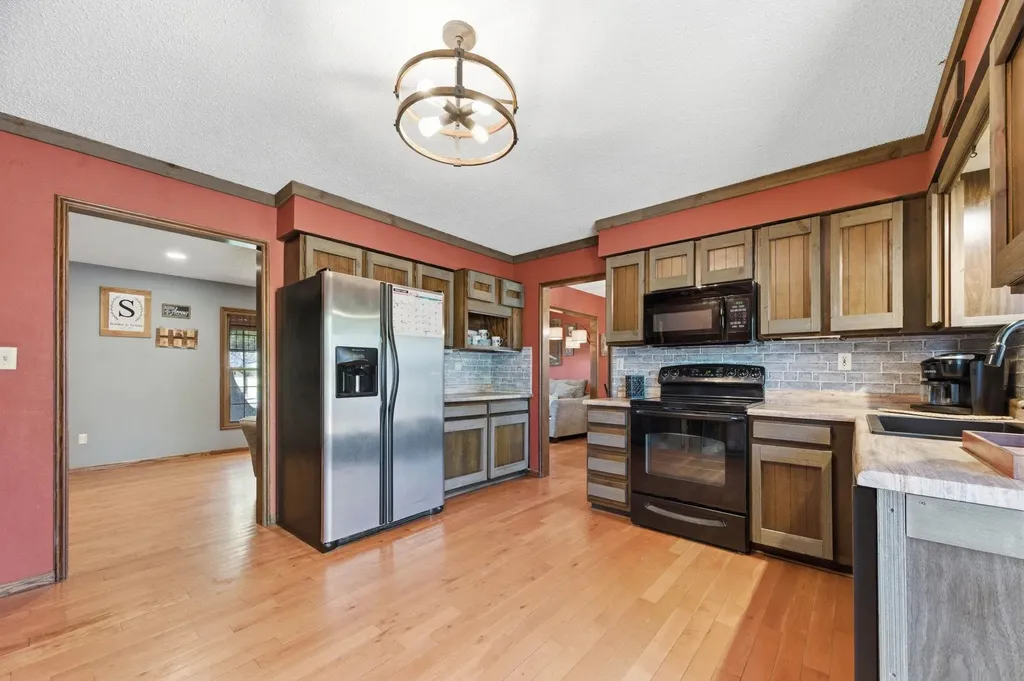 1 Valley View Drive Goddard KS 67052