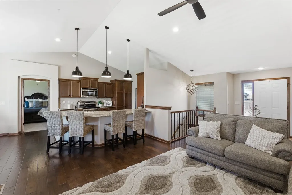 2710 N Woodridge Street Wichita KS 67226