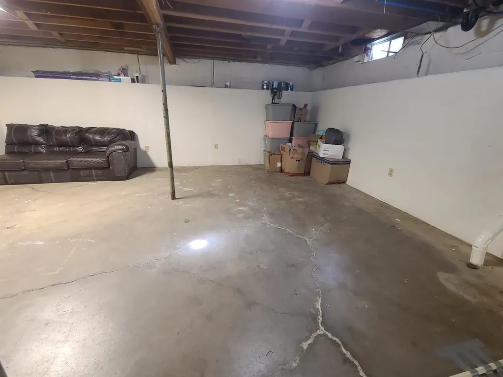 1035 N Georgie Derby KS 67037