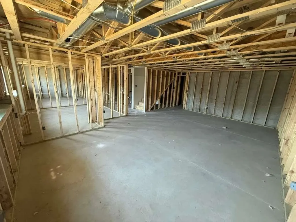 5031 N Toben Court Bel Aire KS 67226