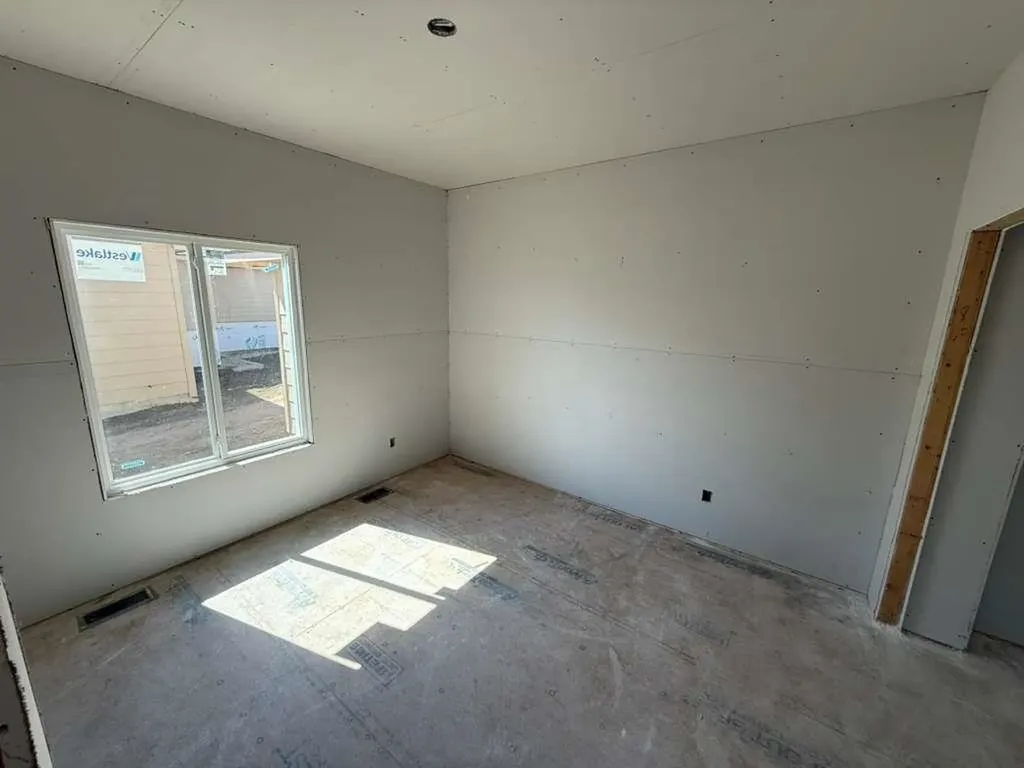5031 N Toben Court Bel Aire KS 67226