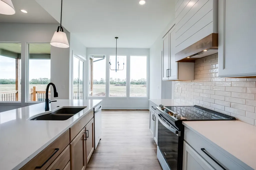 3437 S Linden Wichita KS 67210