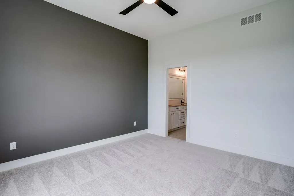 3437 S Linden Wichita KS 67210