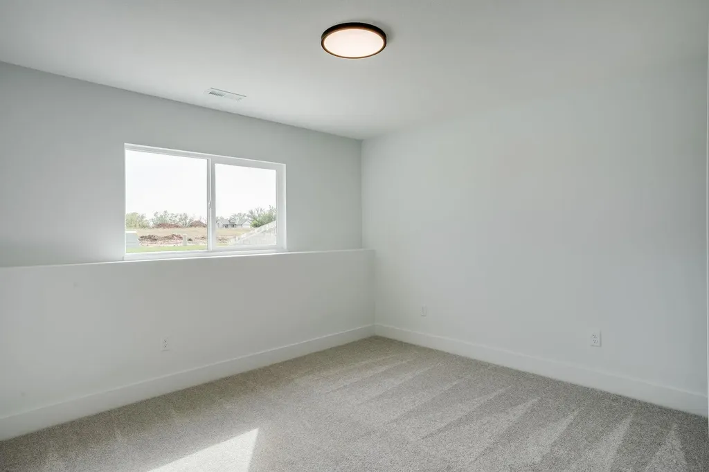 3437 S Linden Wichita KS 67210