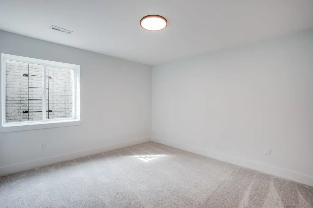 3437 S Linden Wichita KS 67210