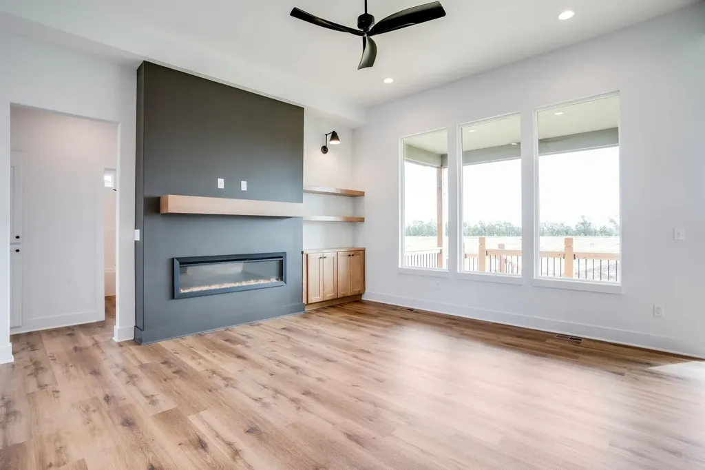 3437 S Linden Wichita KS 67210