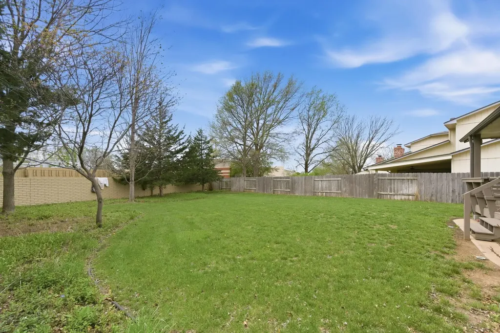 10103 W Alamo Wichita KS 67212