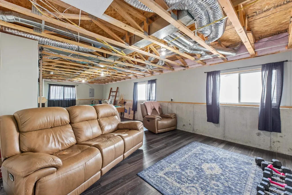 1321 Westover Lane Hesston KS 67062