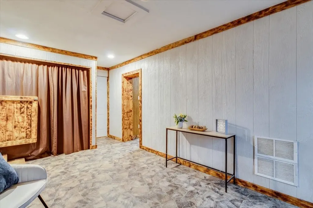 104 S Chestnut Street Douglass KS 67039