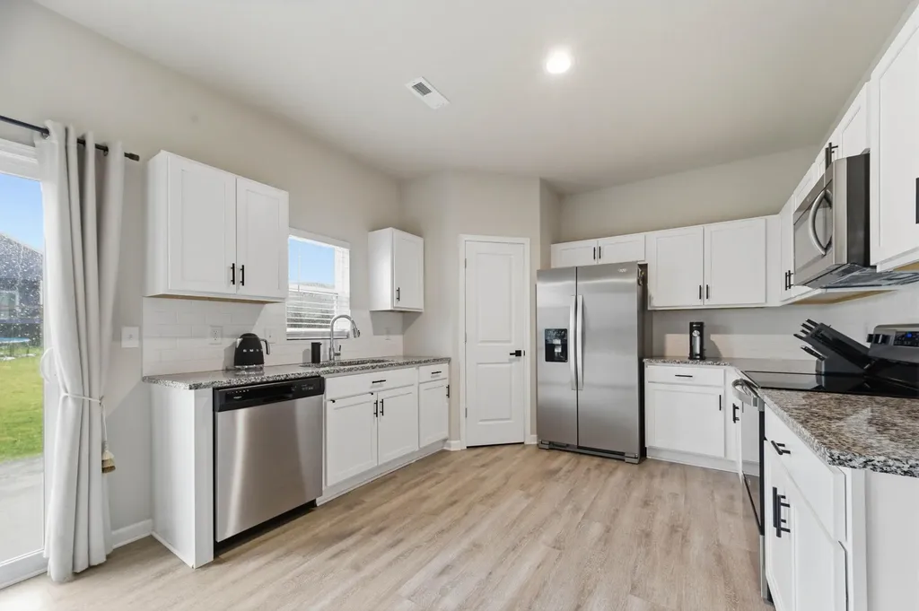 7429 E Pheasant Ridge Street Bel Aire KS 67226
