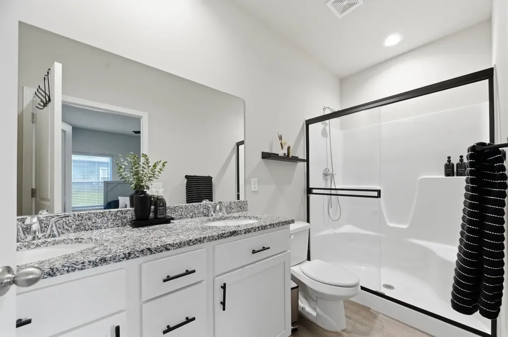 7429 E Pheasant Ridge Street Bel Aire KS 67226