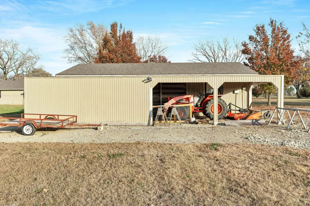 1249 NW Tawakoni Road Benton KS 67017