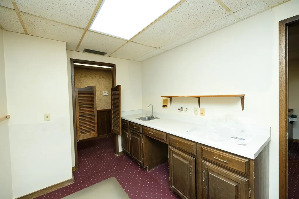 504 N Poplar Peabody KS 66866