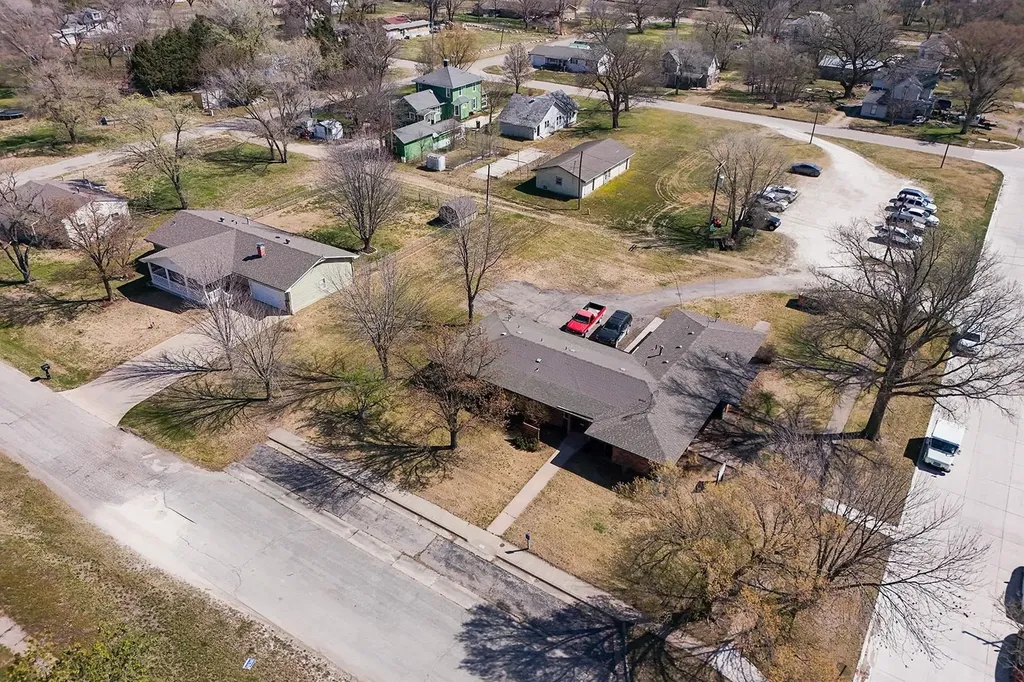 504 N Poplar Peabody KS 66866