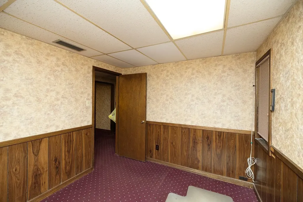 504 N Poplar Peabody KS 66866