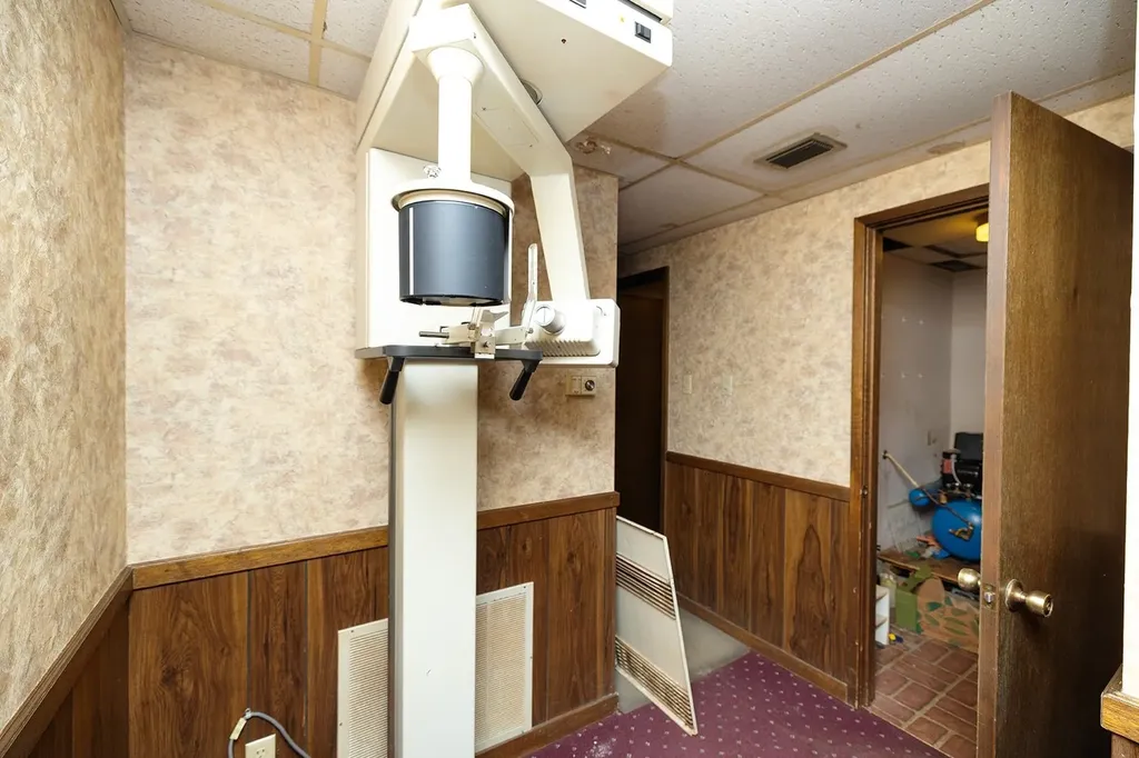 504 N Poplar Peabody KS 66866