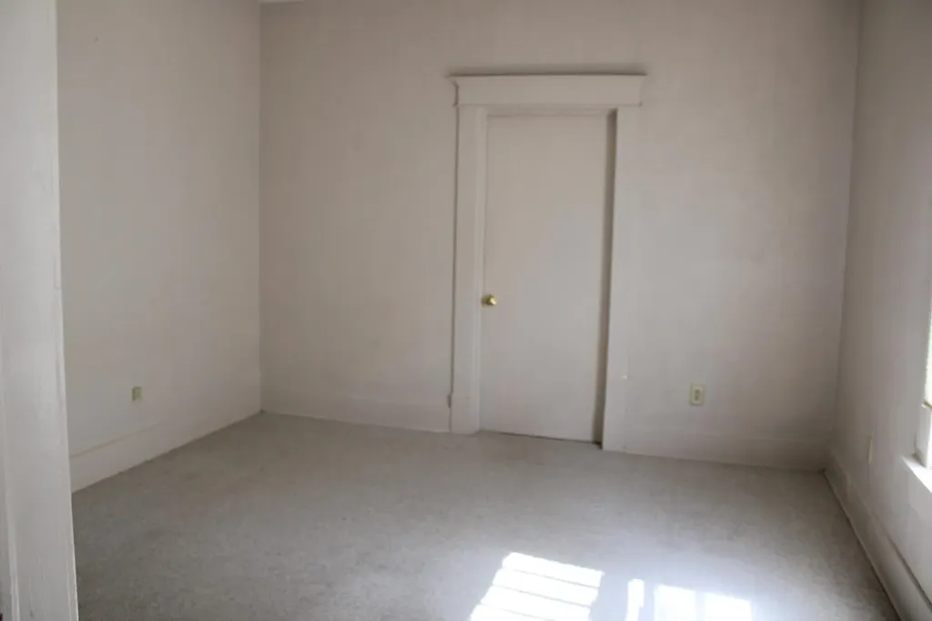 710 E 14th Avenue Winfield KS 67156