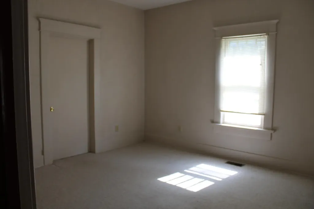 710 E 14th Avenue Winfield KS 67156