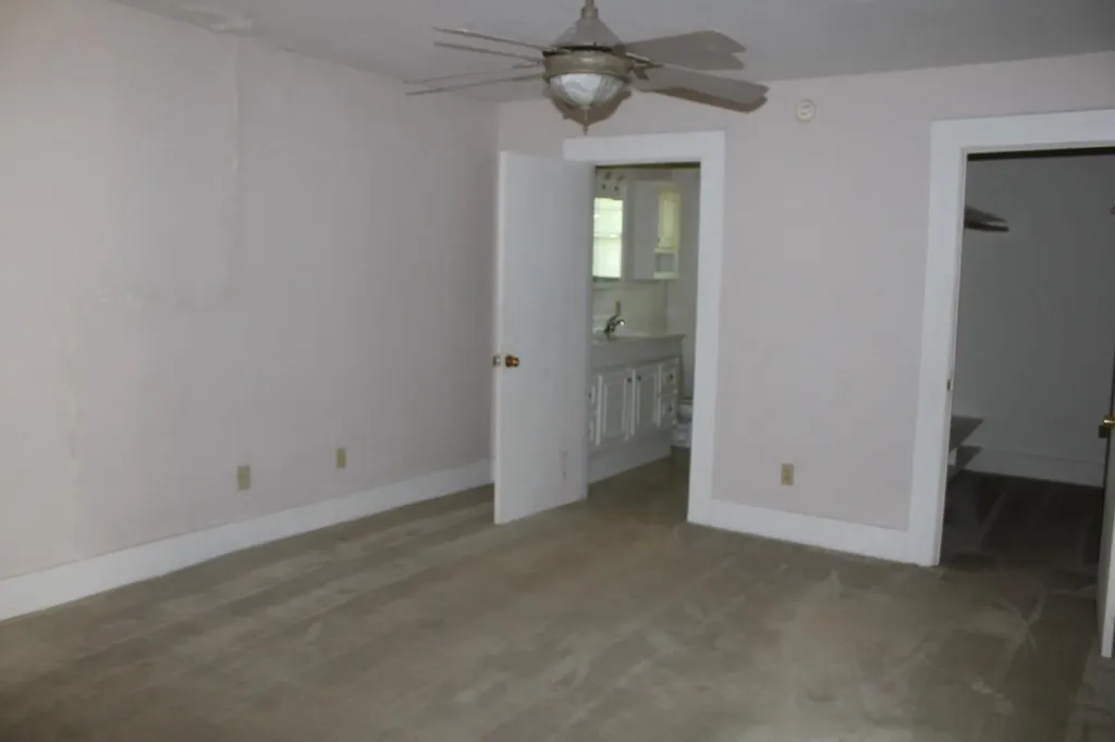 710 E 14th Avenue Winfield KS 67156