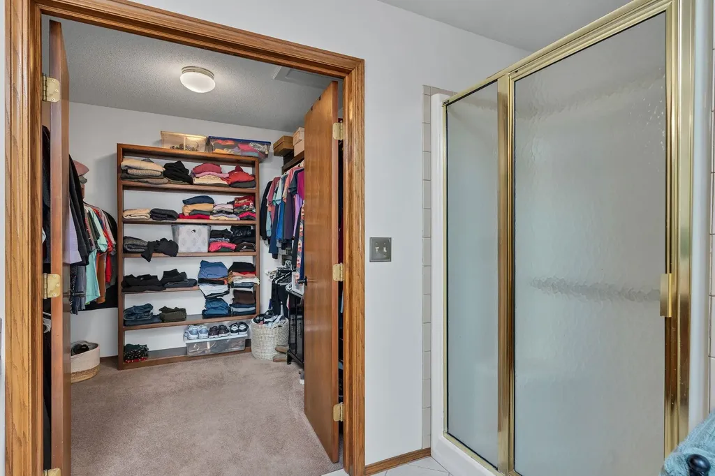 2522 N High Point Circle Wichita KS 67205
