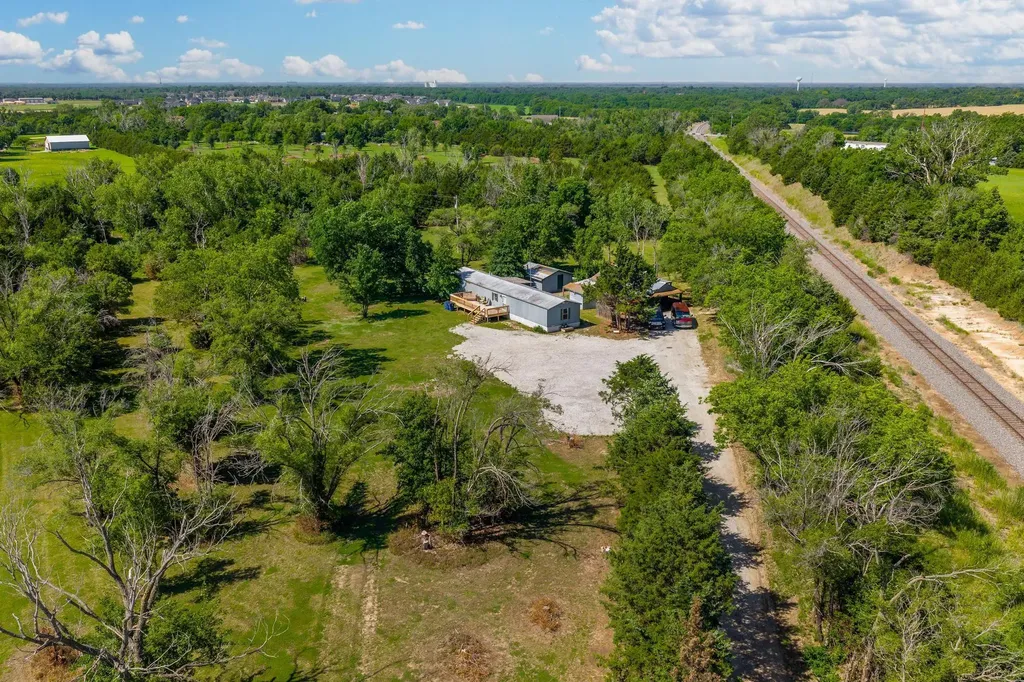 9901 E 103rd Street S Mulvane KS 67110