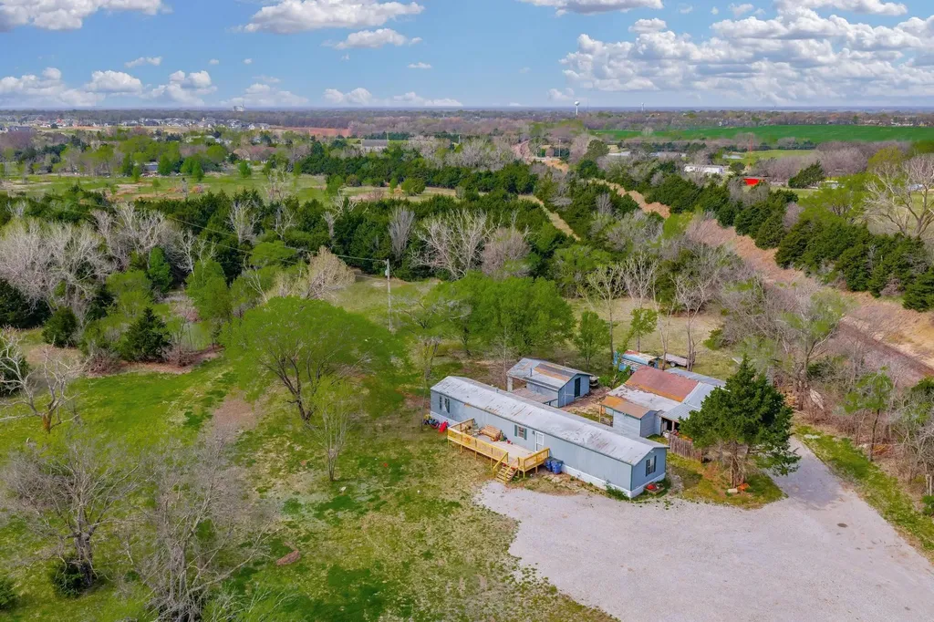 9901 E 103rd Street S Mulvane KS 67110