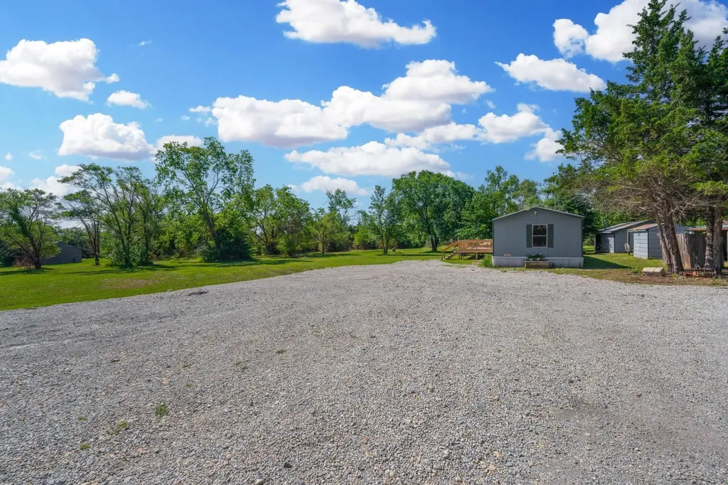 9901 E 103rd Street S Mulvane KS 67110