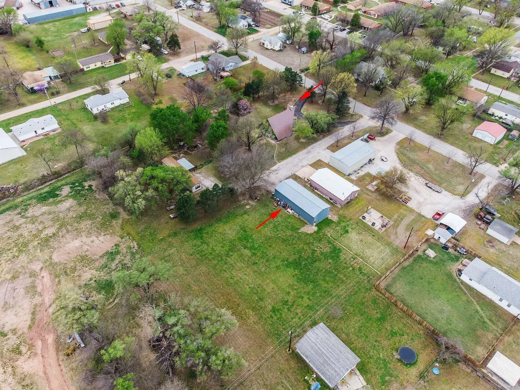 1107 Monroe Harper KS 67058